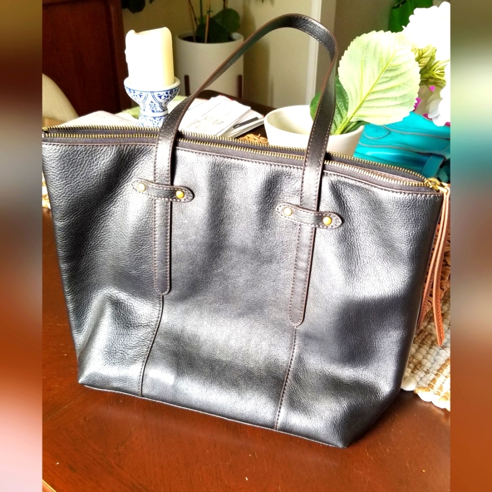 NWT Black Fossil Tote Bag